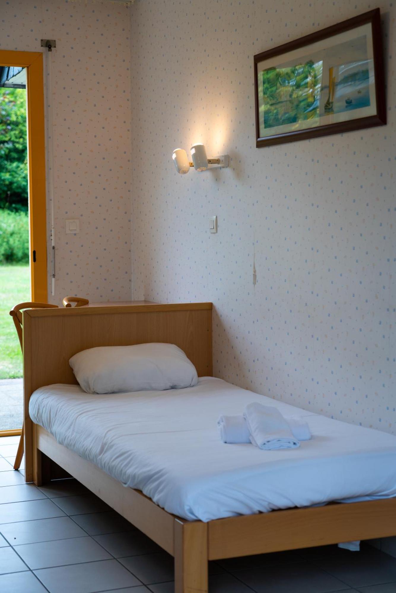 Azureva Tregunc Hotel Luaran gambar