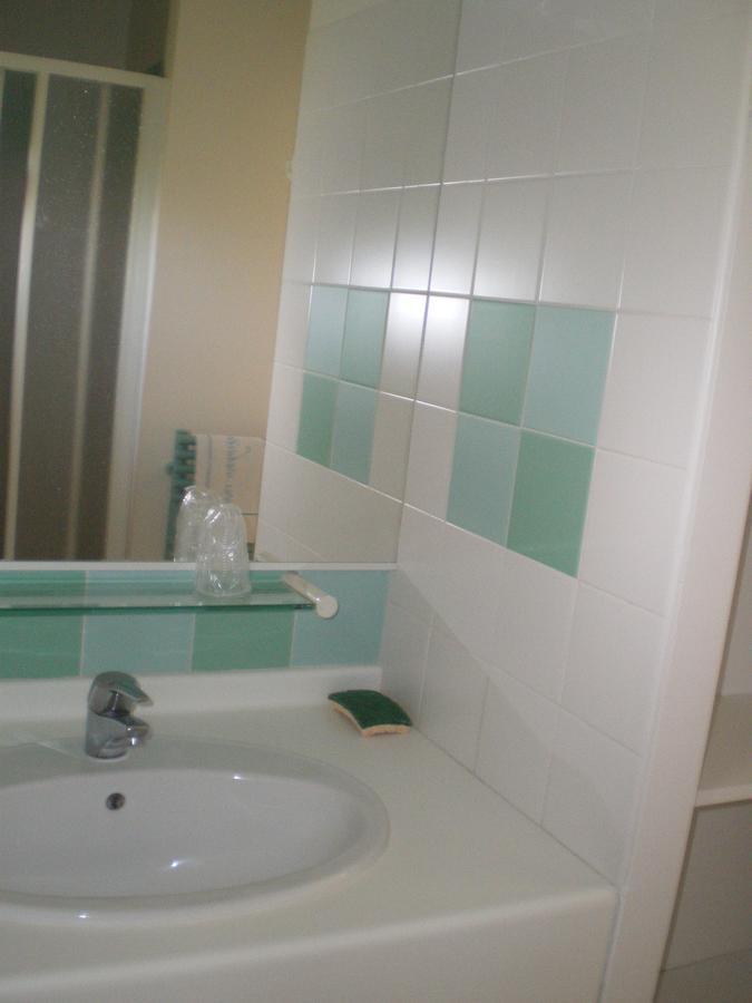 Azureva Tregunc Hotel Luaran gambar